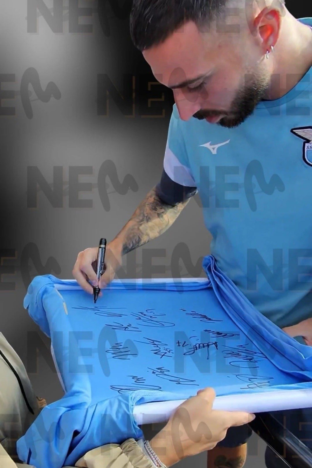 MULTI SIGNED Rare Official FULL SQUAD SS Lazio Home 25/26 Jersey PROOFS/COA