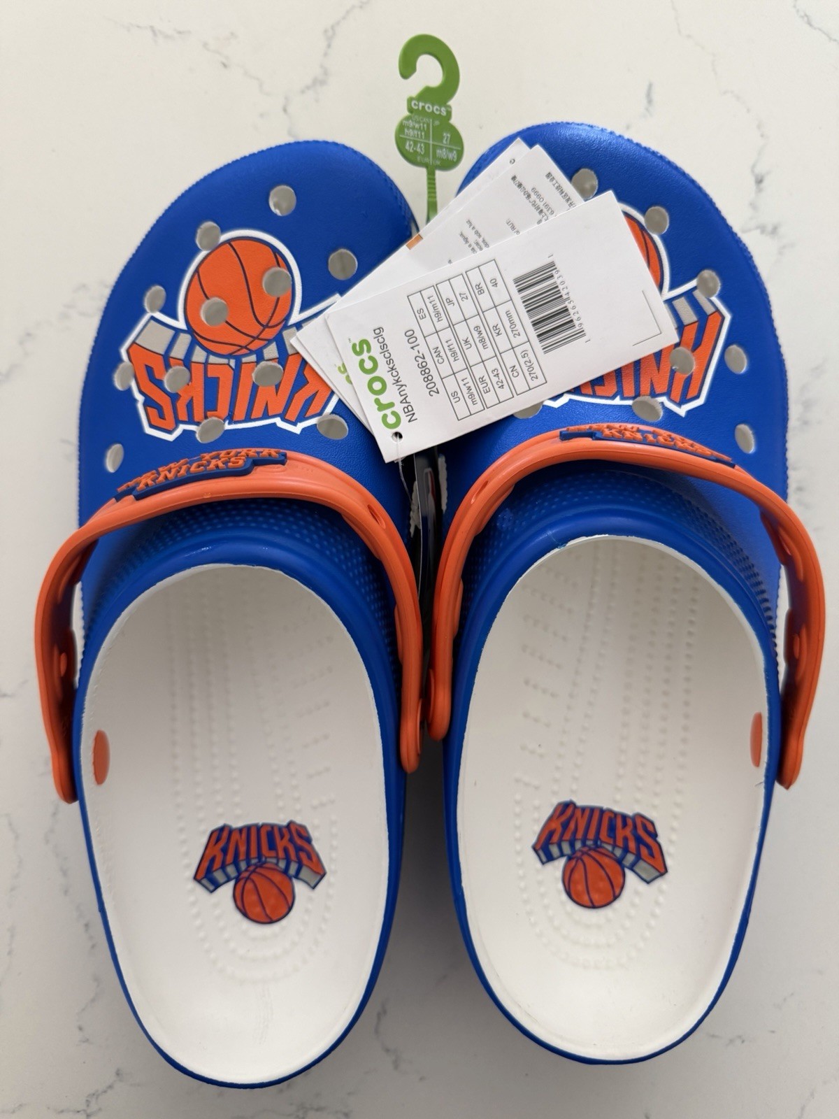 Crocs Classic Clogs New York Knicks Unisex Size: 9M / 11W NWT 2026 NBA Champions