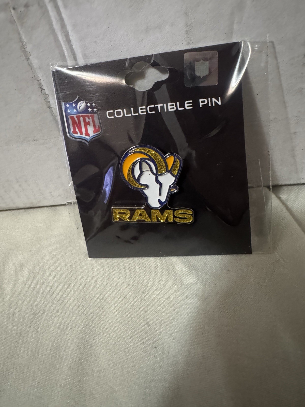 Los Angeles Rams ✨ GLITTER ✨ Pin NFL Licensed