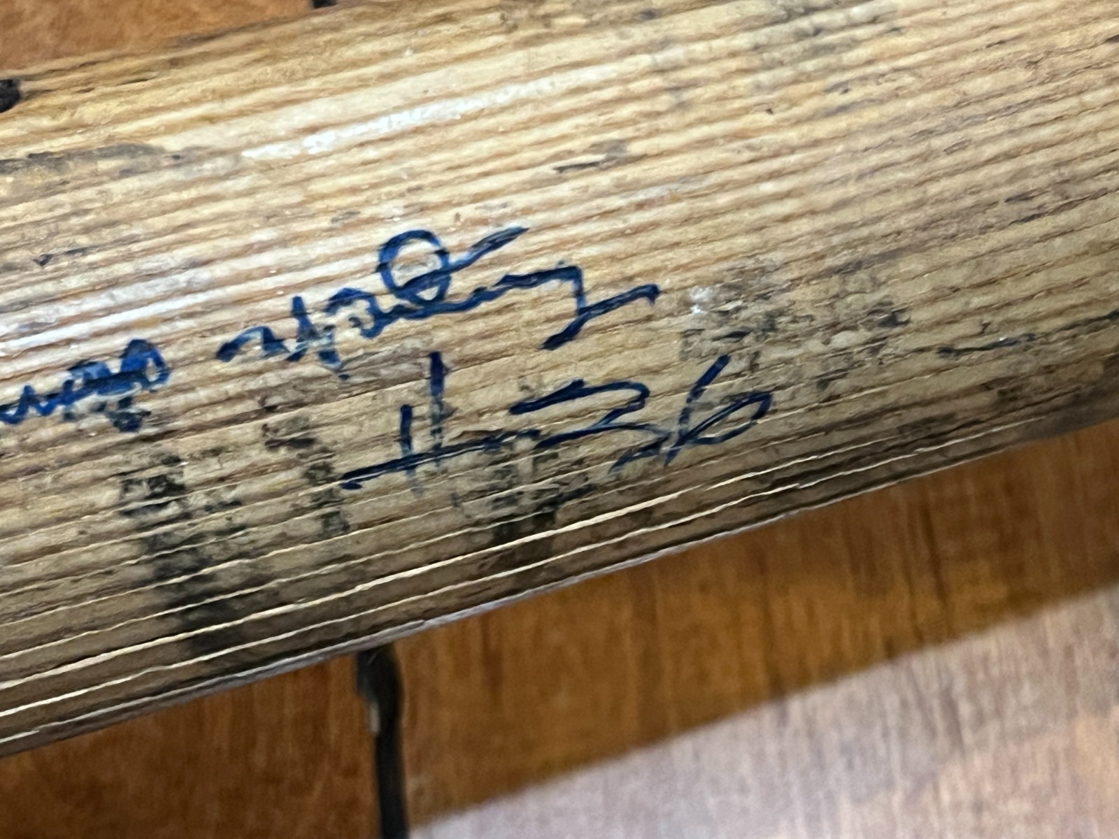 UNKNOWN #36 SIGNED GAME USED LOUISVILLE SLUGGER PRO STOCK Baseball Bat 33.5″