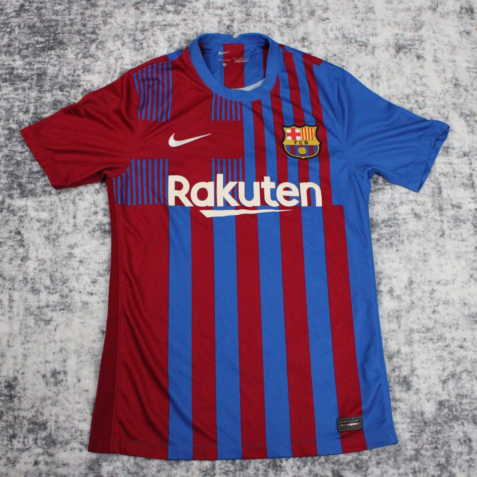 NIKE BARCELONA MENS SZ S 2021 2022 HOME SHIRT FOOTBALL SOCCER JERSEY CV7891-428