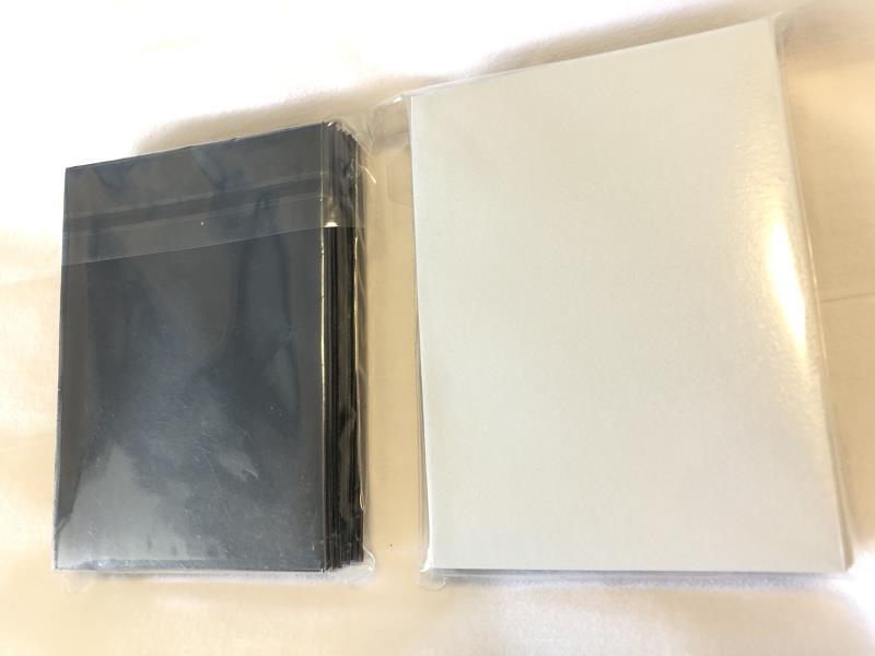 Lenayuyu 100pcs Whiteblack Protector Standard MTG Card Sleeves 66x91mm Matte