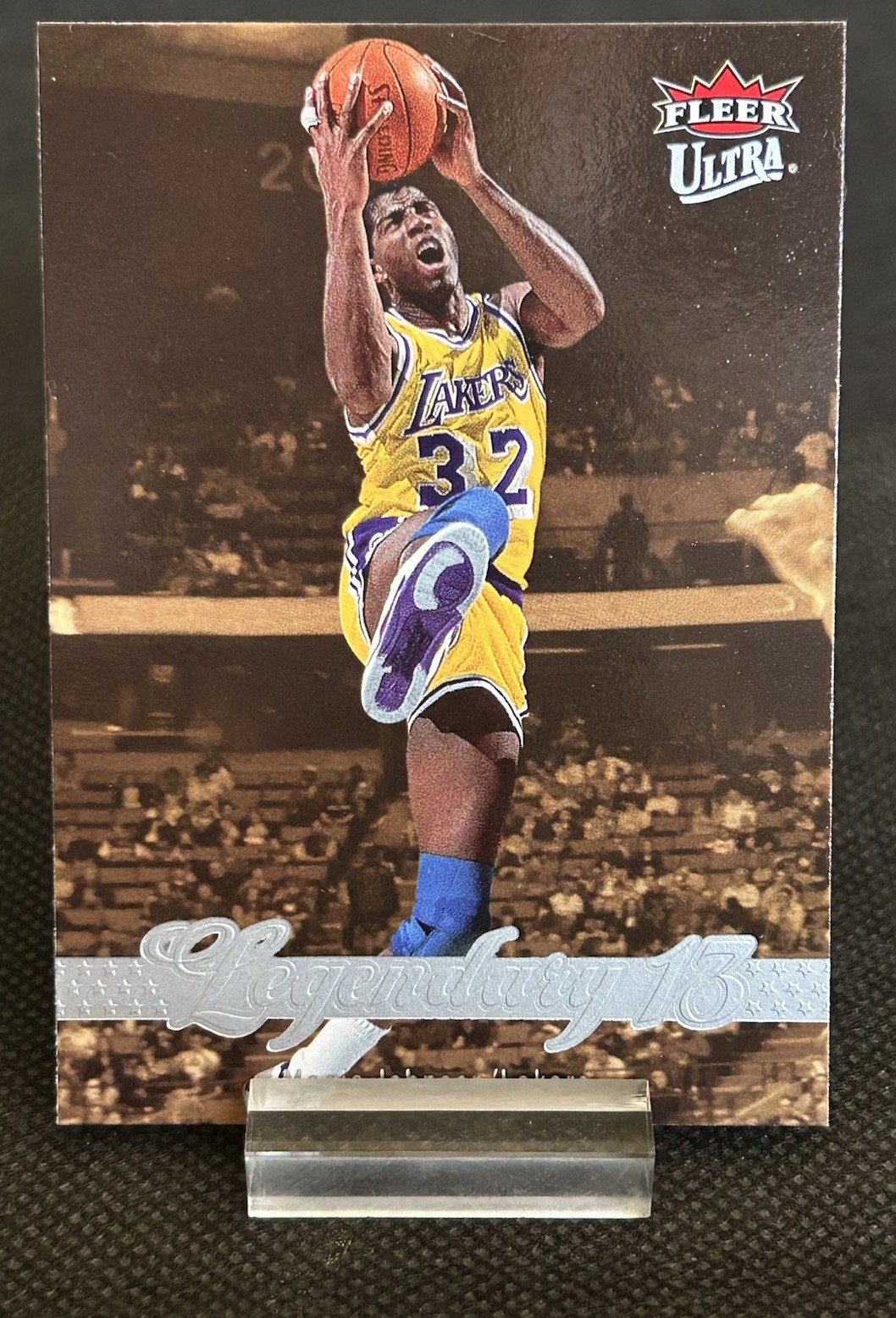 2007-08 Fleer Ultra – Legendary 13 Magic Johnson #246