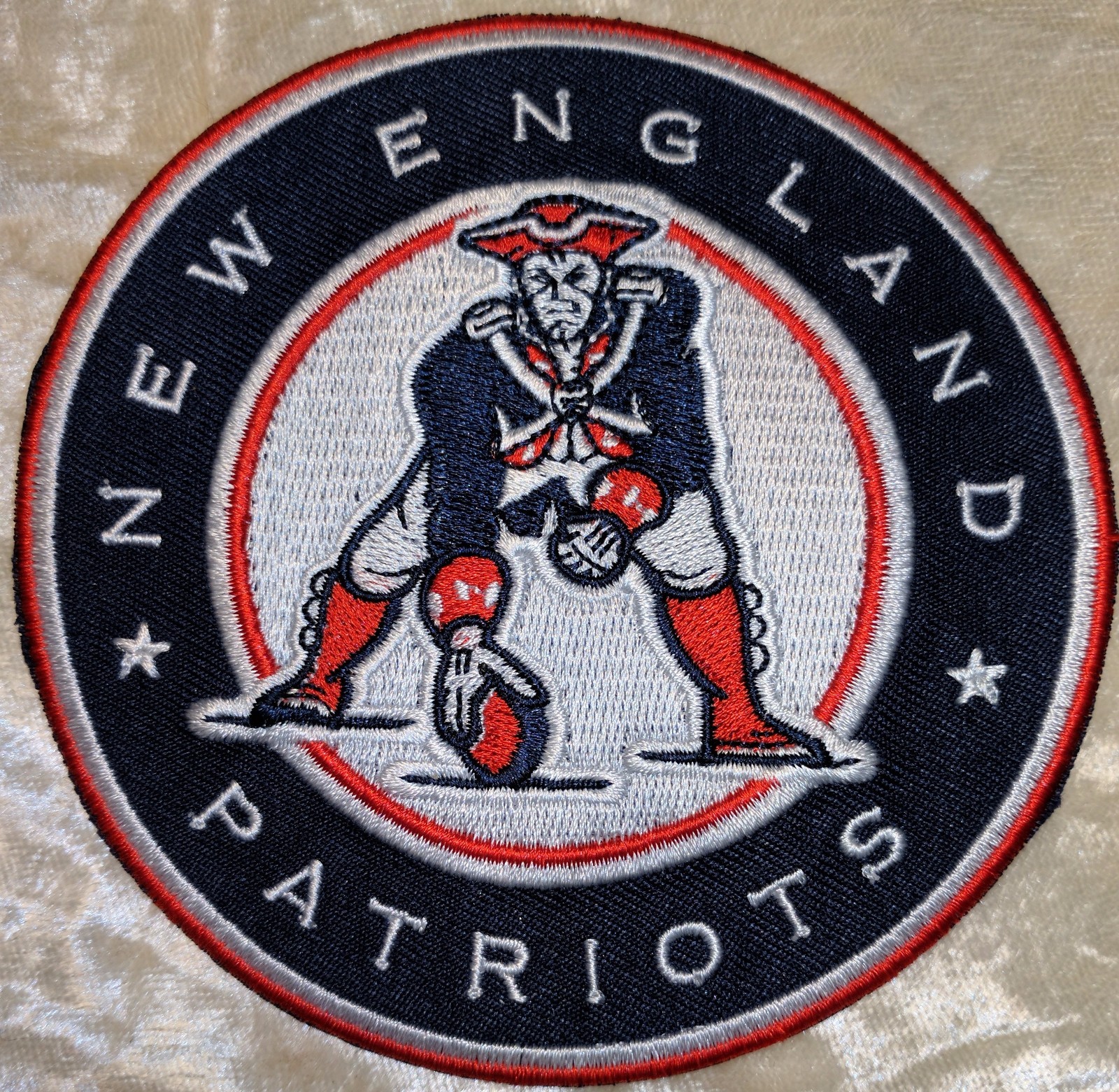 New England Patriots 4″ Circle Iron On Embroidered Patch~ Free Tracking!