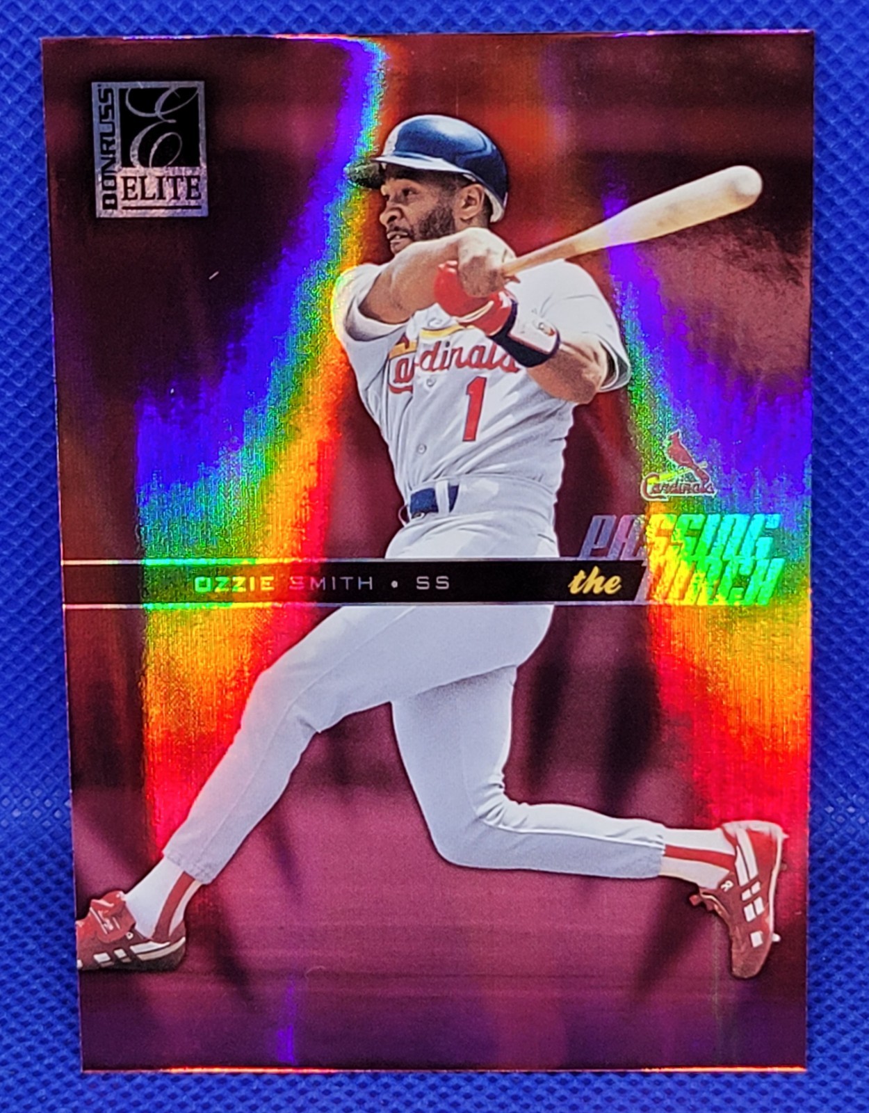 2004 Donruss Elite Passing the Torch Red /1000 Ozzie Smith #PT-23 -10+ Ship FREE