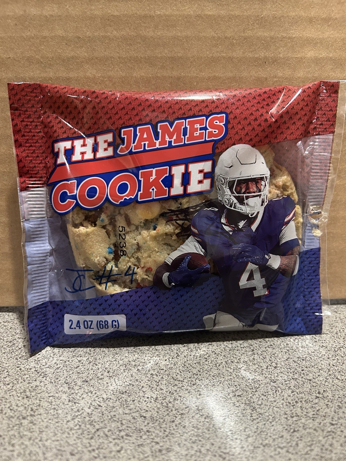 the James Cook COOKIE ! ** Buffalo Bills ** cool item for your collection (1pcs)