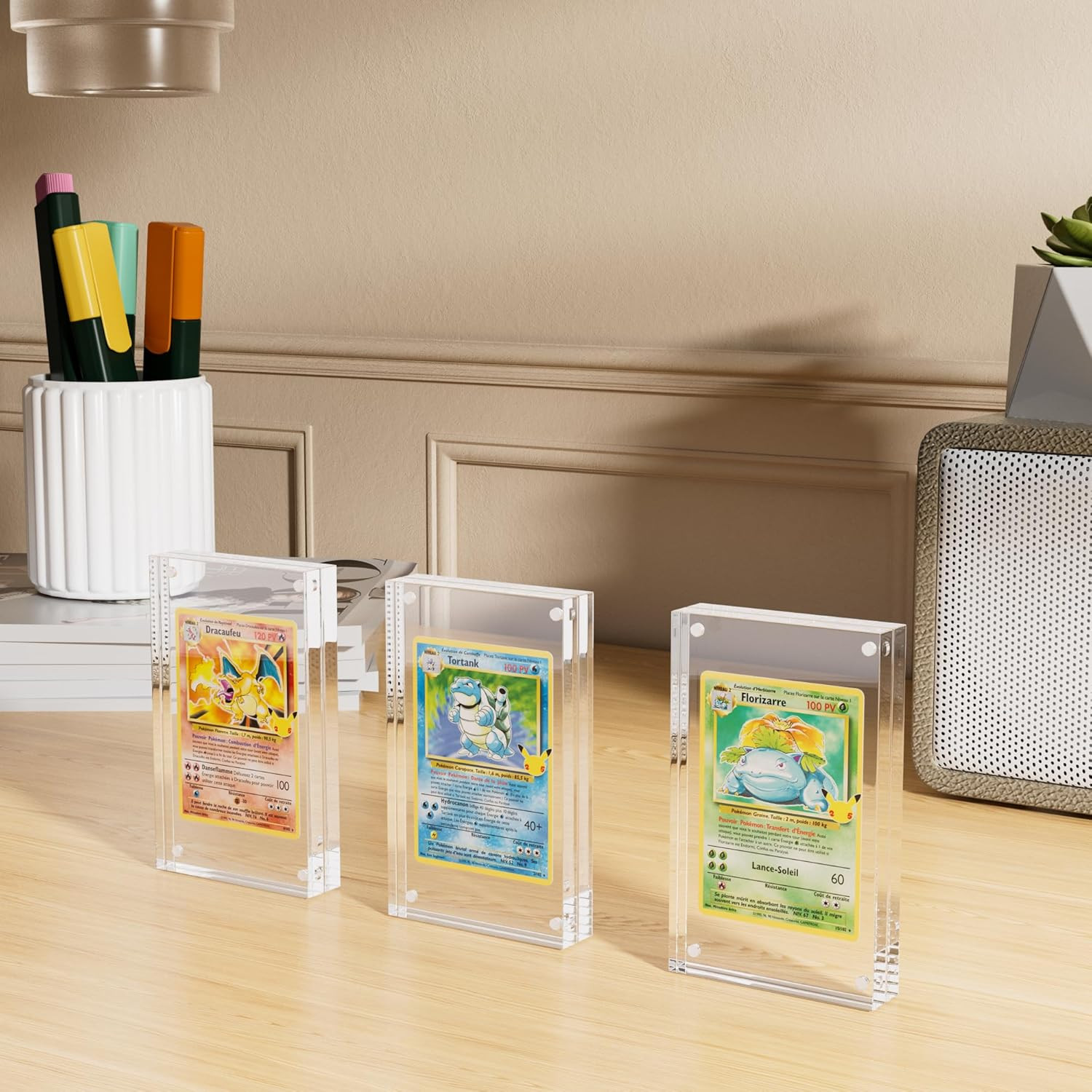 Single Card Display Case, Transparent Card Display Clear Card Stands, 35PT Acryl