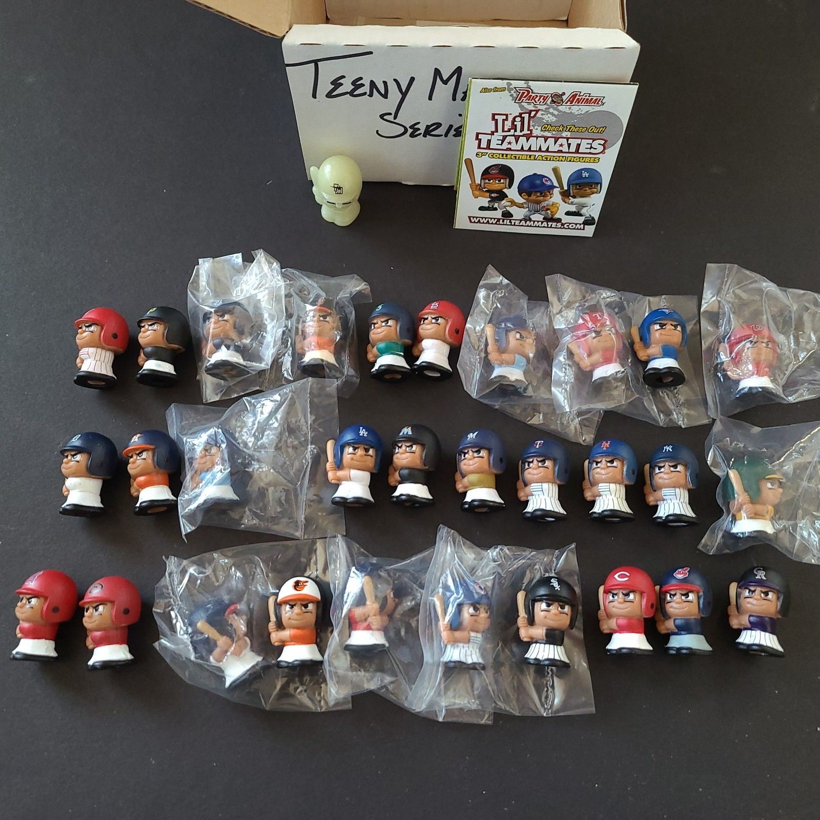 2014 Teenymates MLB Series 1 Complete Set of 30 and Rare Glow-In-The-Dark Figure
