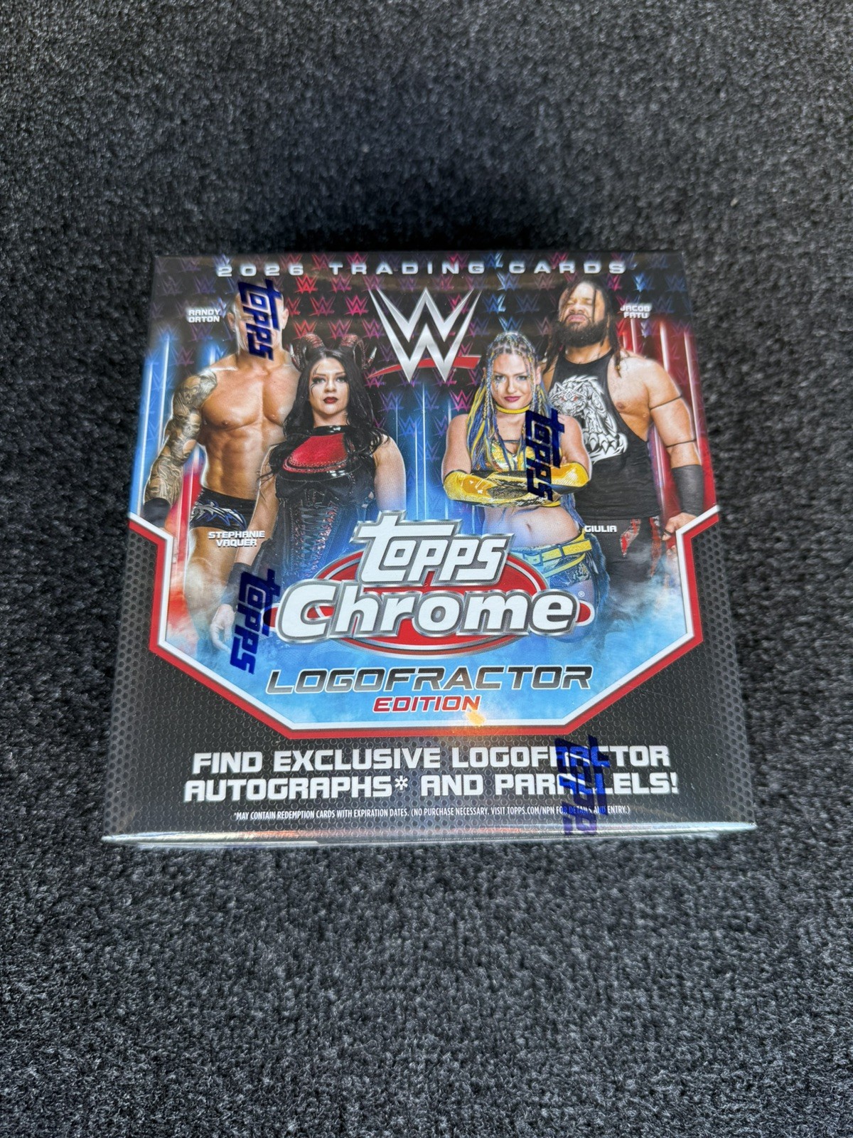 NEW IN HAND – 2026 WWE Topps Chrome Wrestlemania Exclusive Logofractor Edition