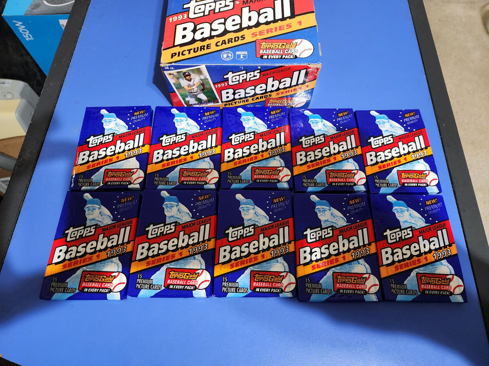 10 Unopened 1993 Topps Series 1 Baseball Card Packs (Possible Jeter RC)