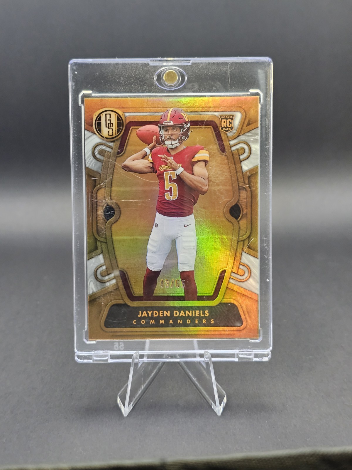 2024 Panini Gold Standard Jayden Daniels RC White Gold /65 #102 – Commanders