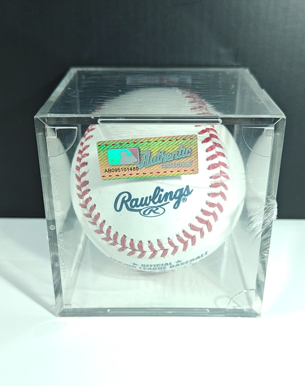 Rawlings Official Major League Baseball in Display Cube, – Brand New Sealed