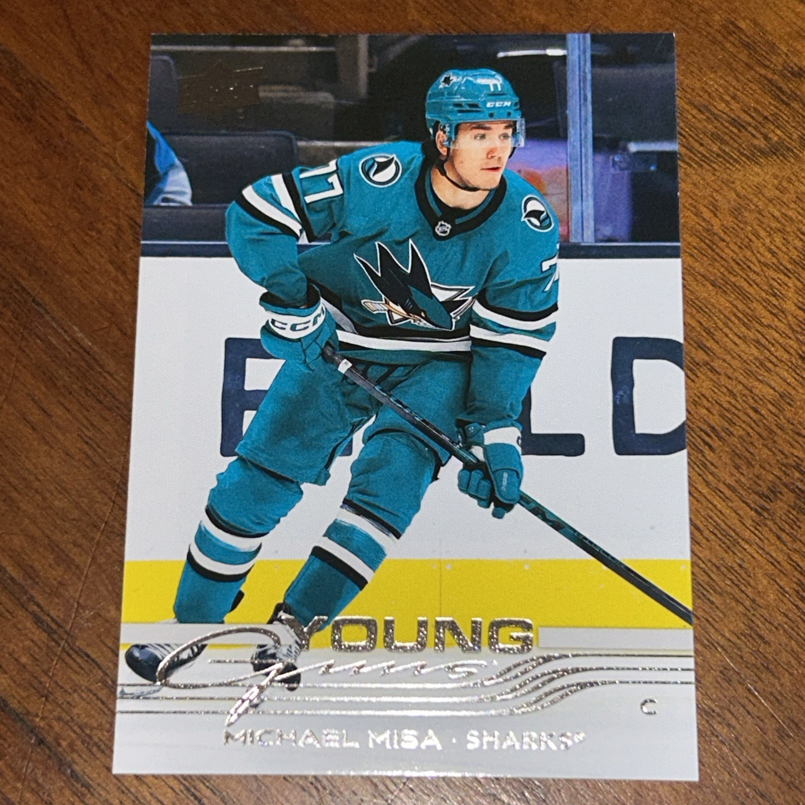 2025-26 Upper Deck Series 2 – Young Guns Michael Misa #487 (RC)