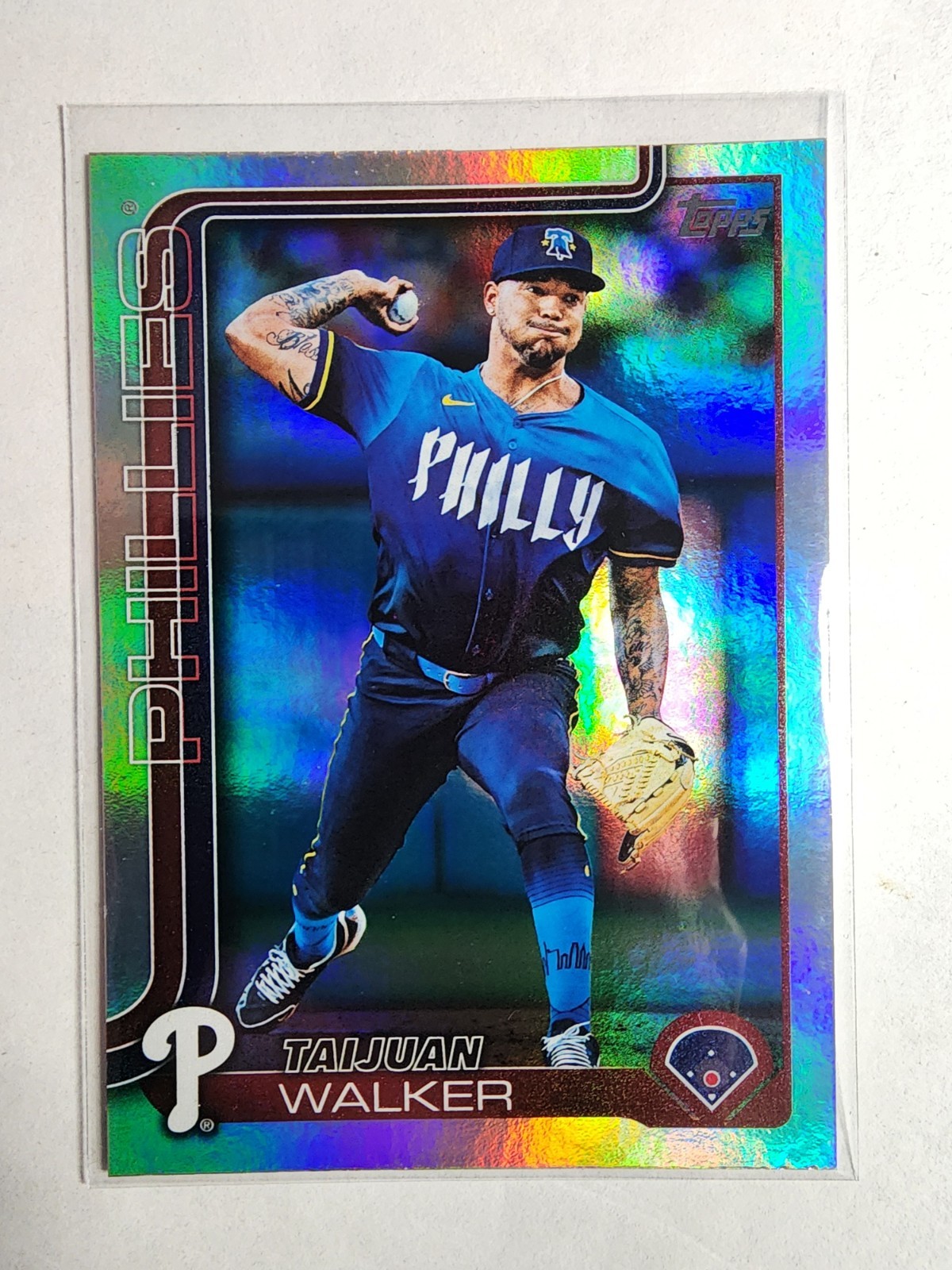2025 Topps Series 2 – Taijuan Walker #351 Rainbow Foilboard