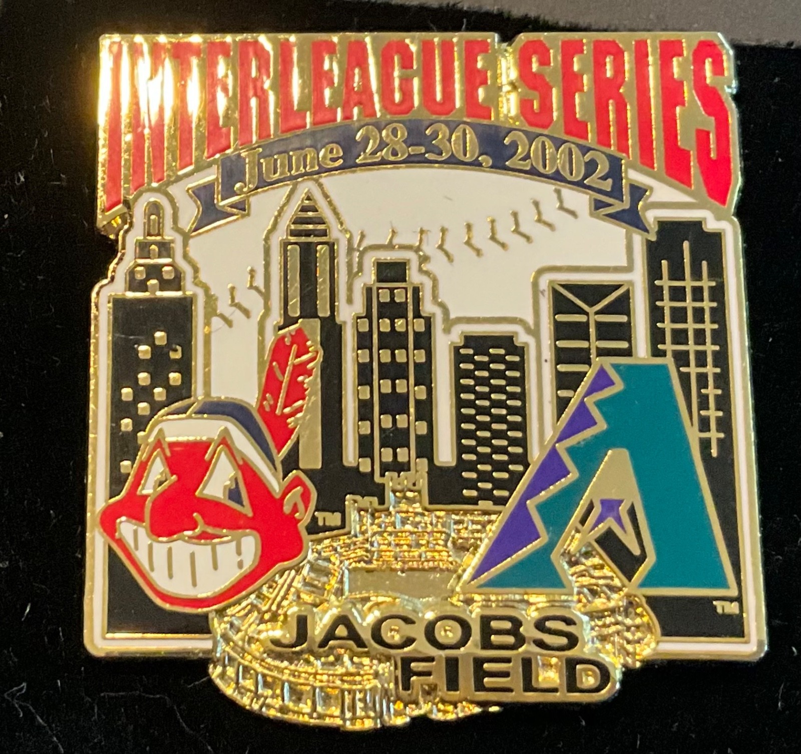 Cleveland Indians vs Arizona Diamondbacks 2002 Interleague Pin Chief Wahoo
