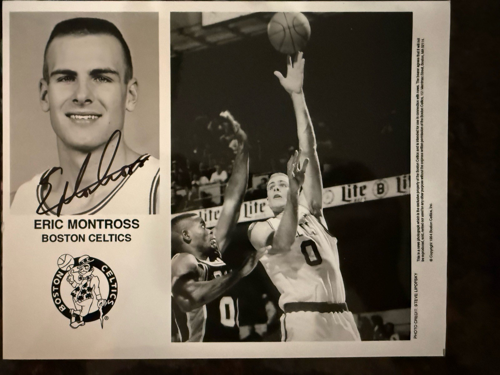 Autographed Photo of Eric Montross