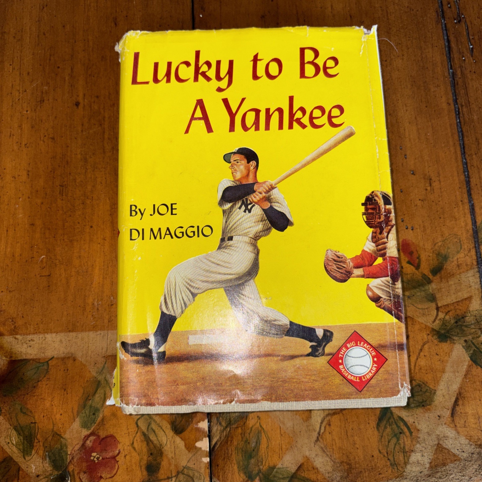 LUCKY TO BE A YANKEE by JOE DIMAGGIO 1957 Hard Cover Book NEW YORK YANKEES