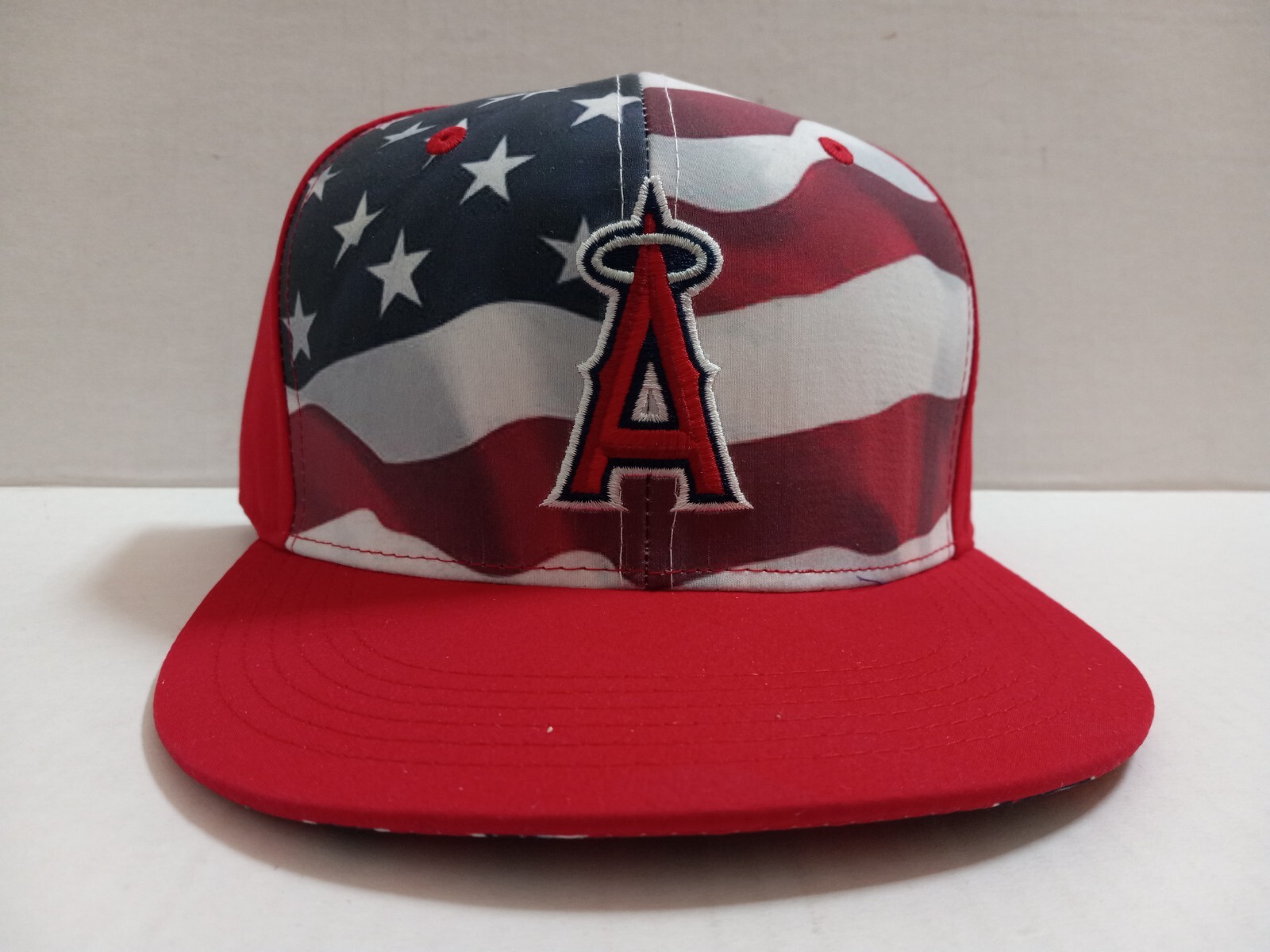 Los Angeles Angels Anaheim USA American Flag Stadium Giveaway Strapback Cap Hat