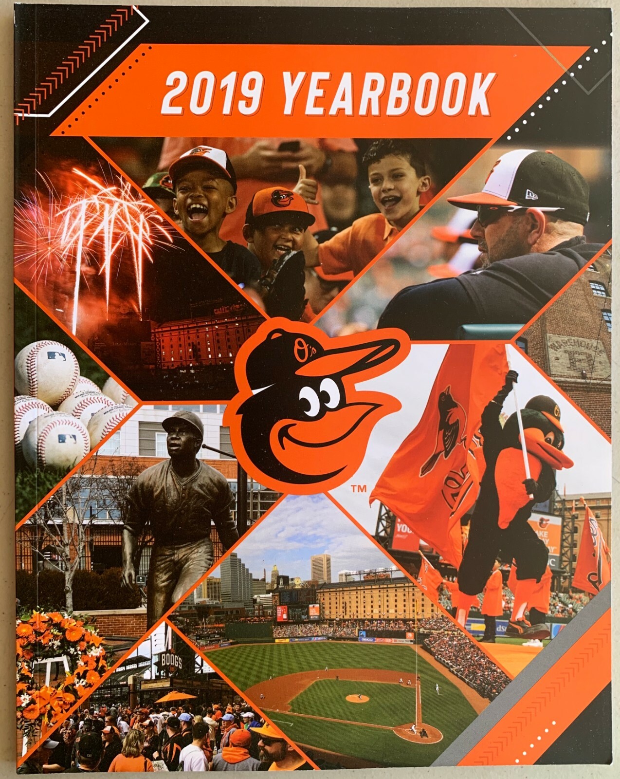 2019 BALTIMORE ORIOLES YEARBOOK PROGRAM 128 PAGES SHIPPING NOW DAVIS MANCINI