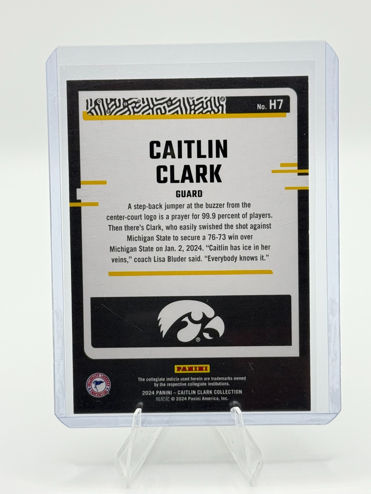 2024 Panini Caitlin Clark – Caitlin Clark #H7 Floating Hearts /199 (RC)