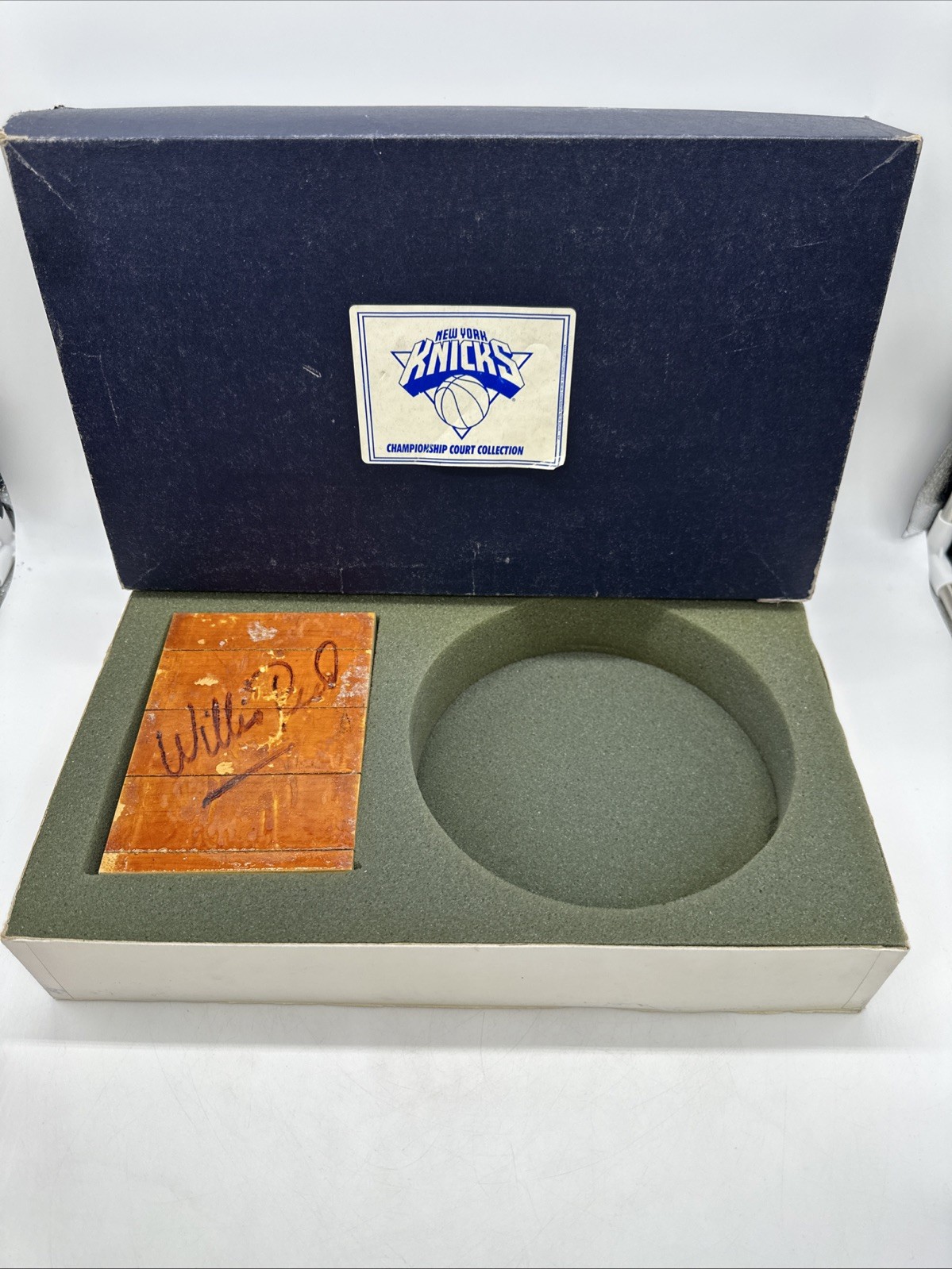 Willis Reed 1973 Madison Square Garden Court Floor Piece NY Knicks Season Holder