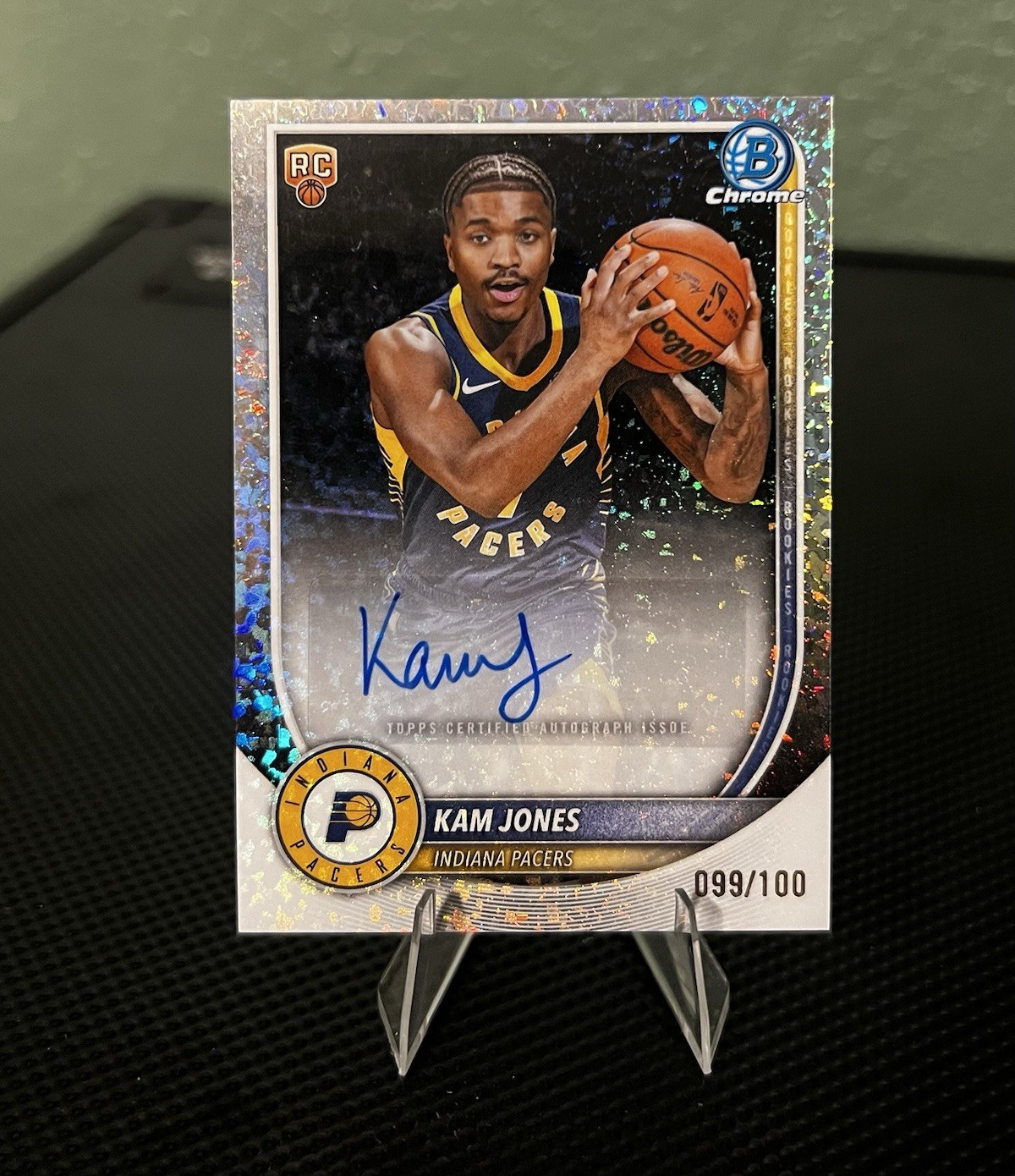 Topps 2025-26 Bowman Chrome Kam Jones Pacers RC Mini-Diamond Auto /100