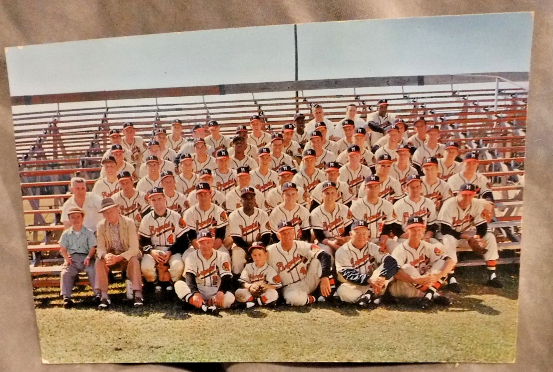 1956 MILWAUKEE BRAVES GIANT POST CARD BY L L COOK CO TEAM PHOTO