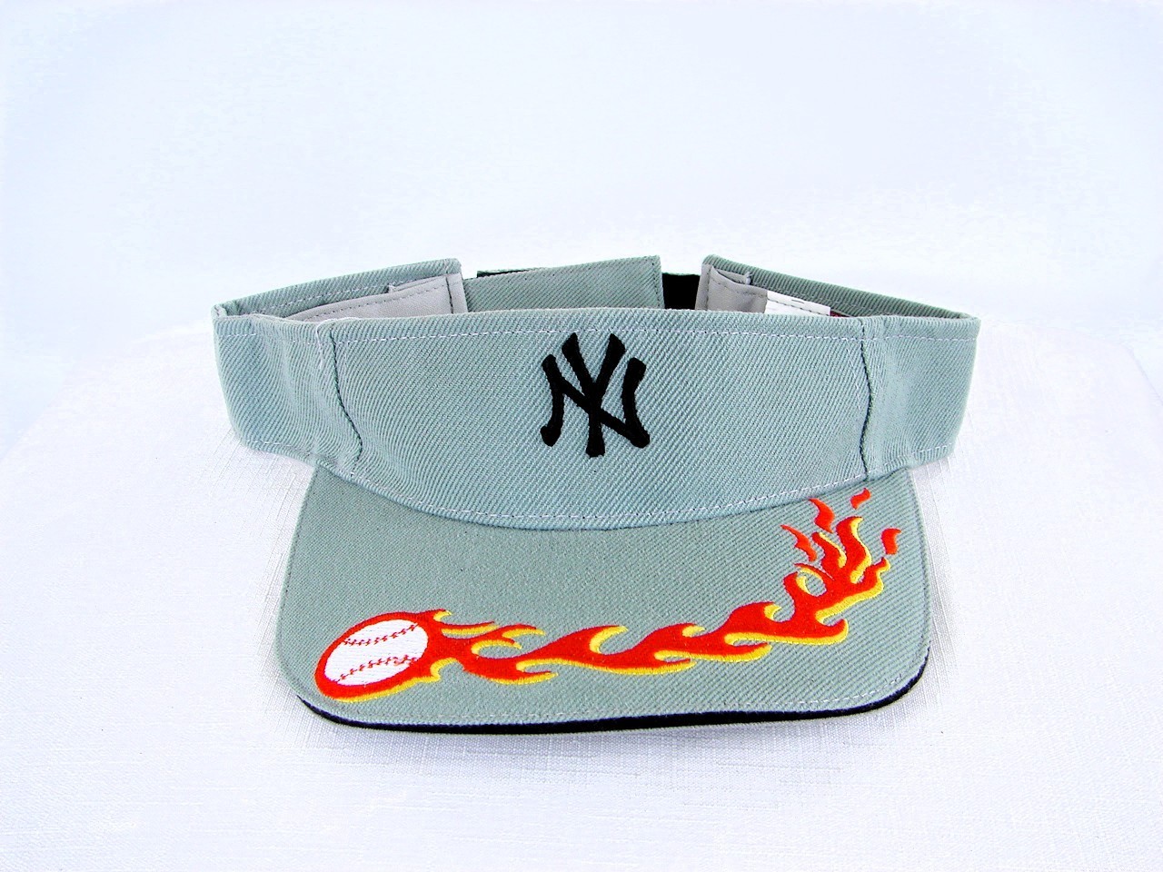 New York Yankees Embroidered Adjustable Visor One Size