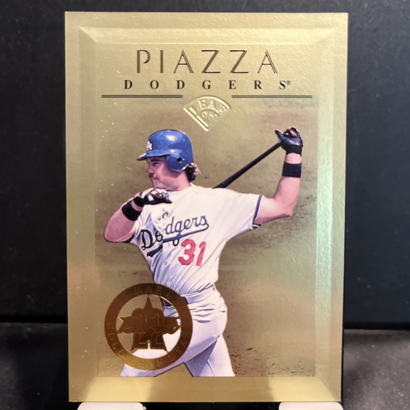 1996 Leaf – 22 Karat Gold Leaf Stars Mike Piazza #5 /2500 Los Angeles Dodgers