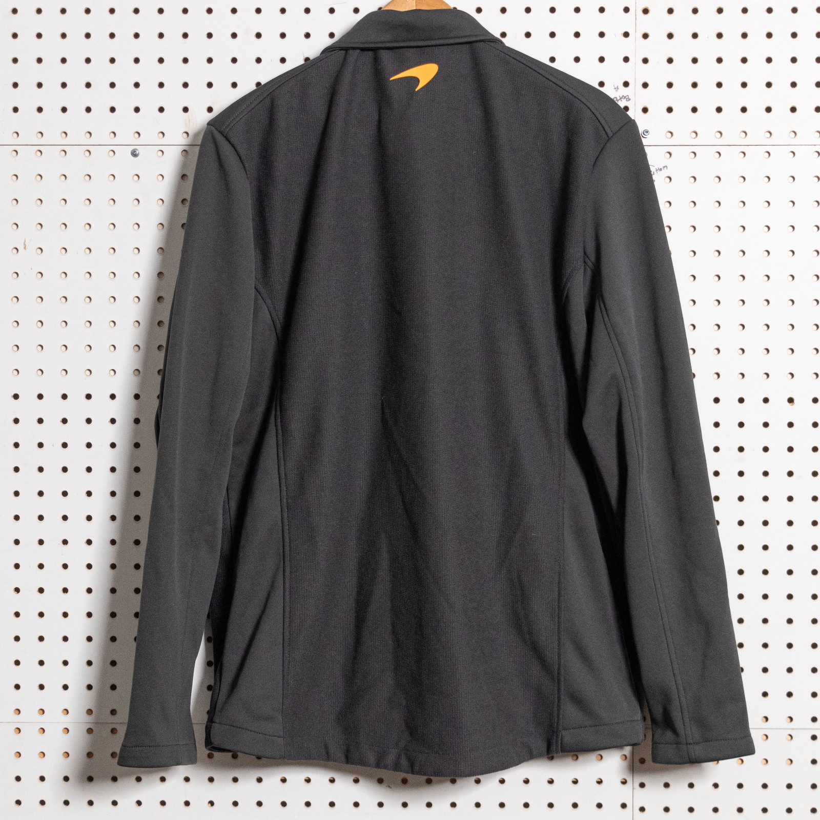 McLaren Formula One Team Zip Up Official Sweatshirt F1 Racing Medium Soft Shell