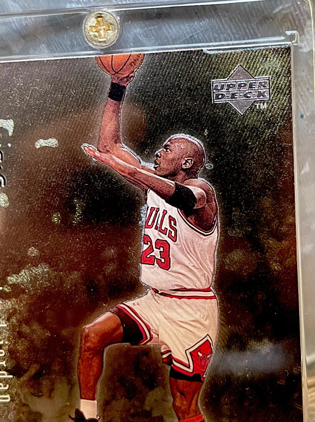Michael Jordan Card Refractor RARE GOLD HOLO FOIL 90’s INSERT BULLS JERSEY #23