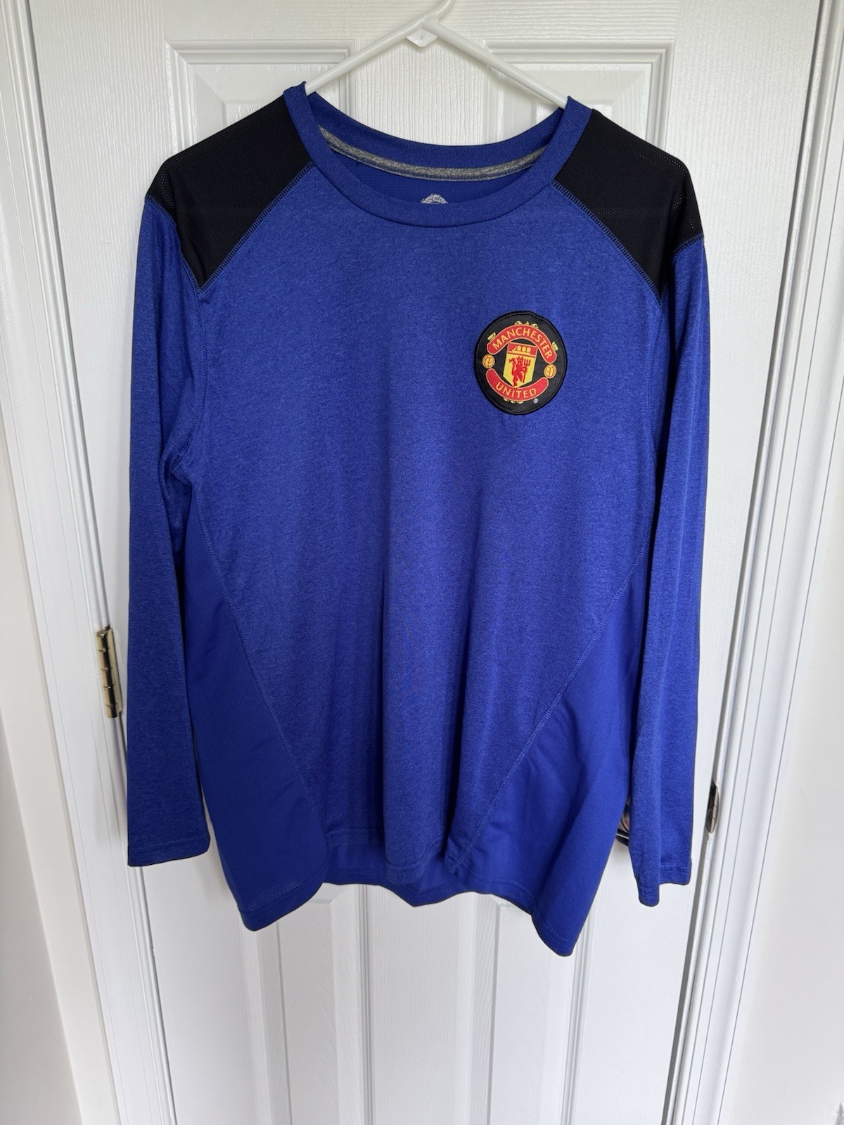 Manchester United Mens L Blue/Black Long Sleeve Training Soccer Shirt Jersey