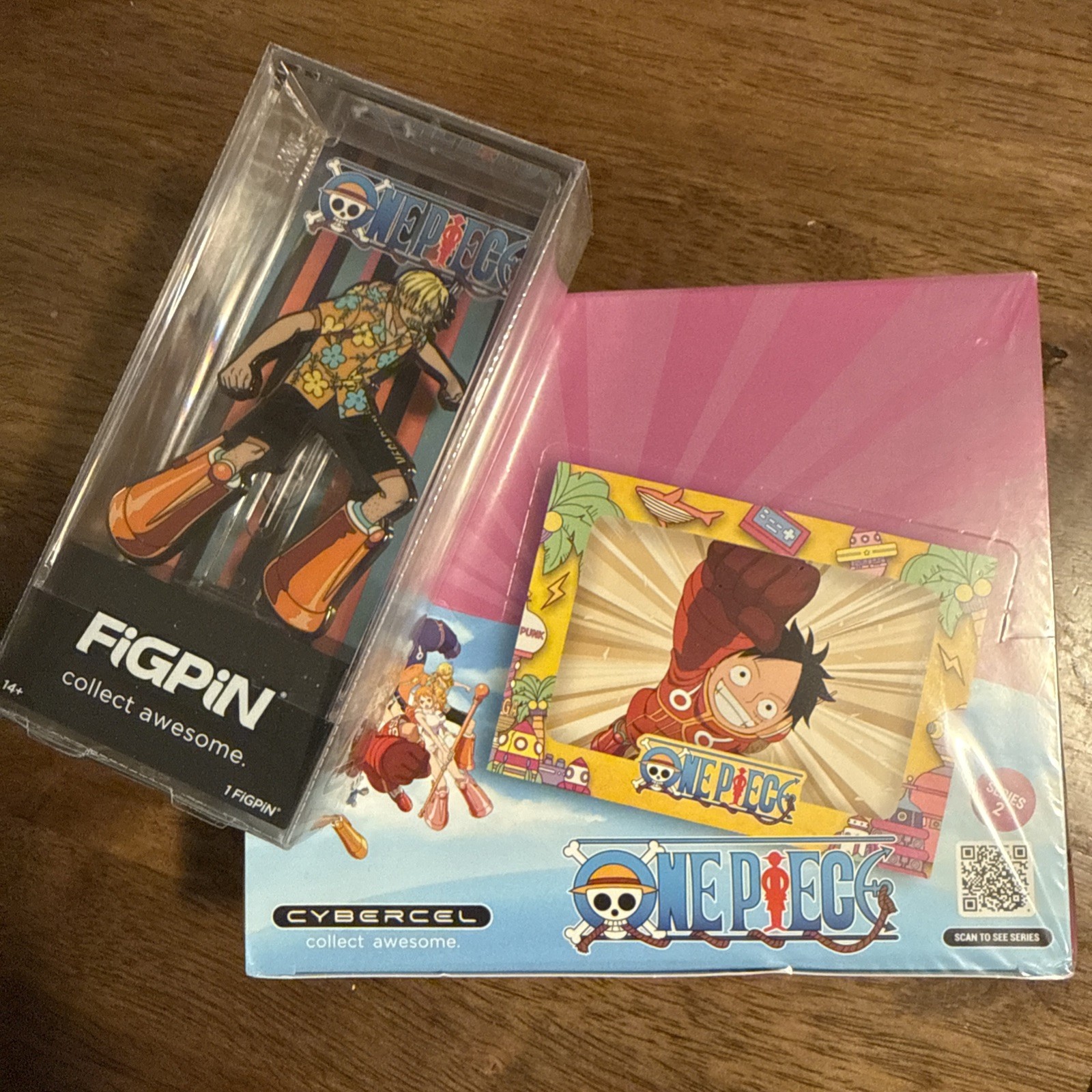 One Piece Series 2 Cybercel Card Box 40 pack set; with FiGPiN #1752 Sanji