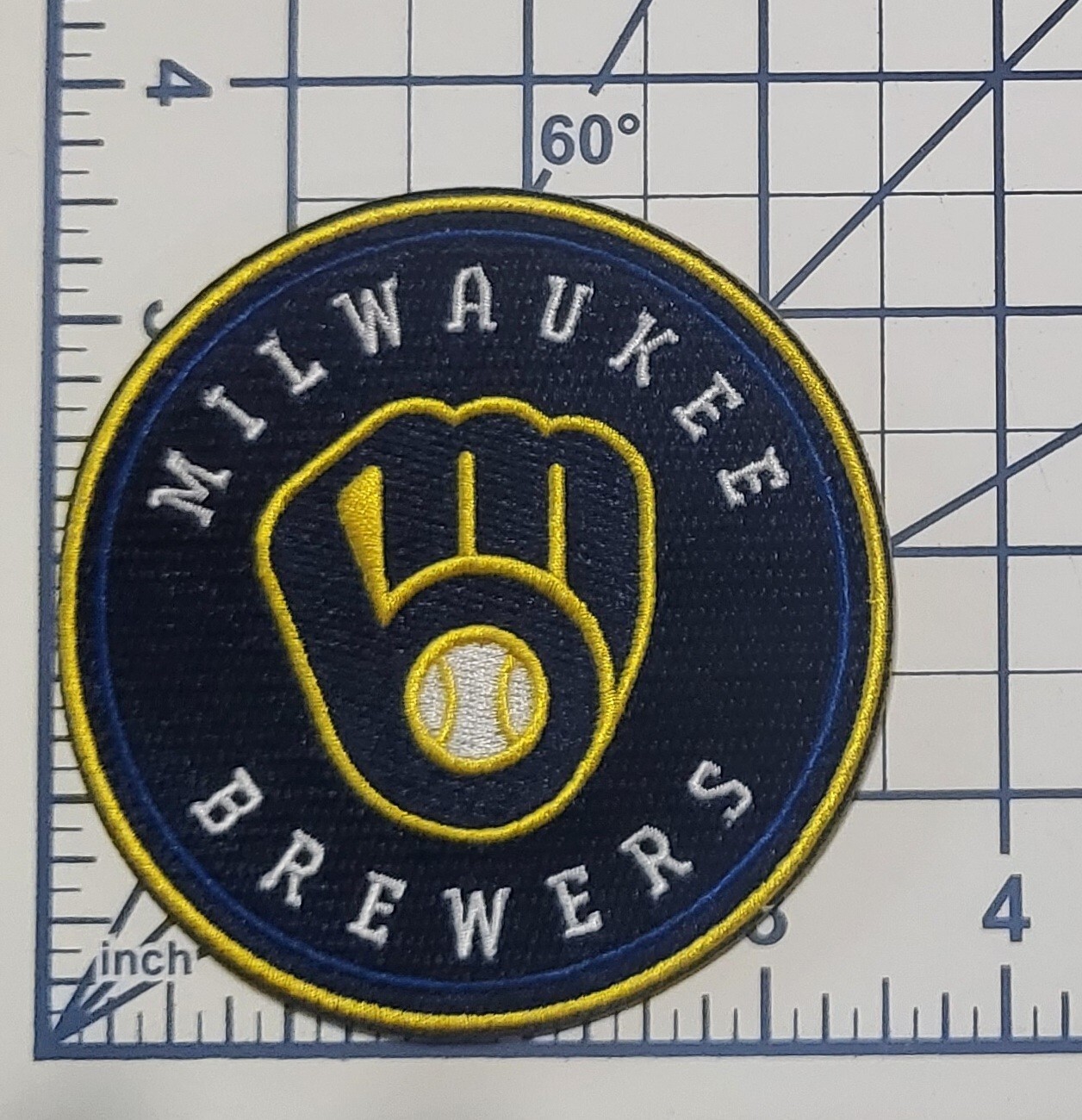 Milwaukee Brewers 3.5″ Round Iron /Sew On Embroidered Patch~ Free Tracking!