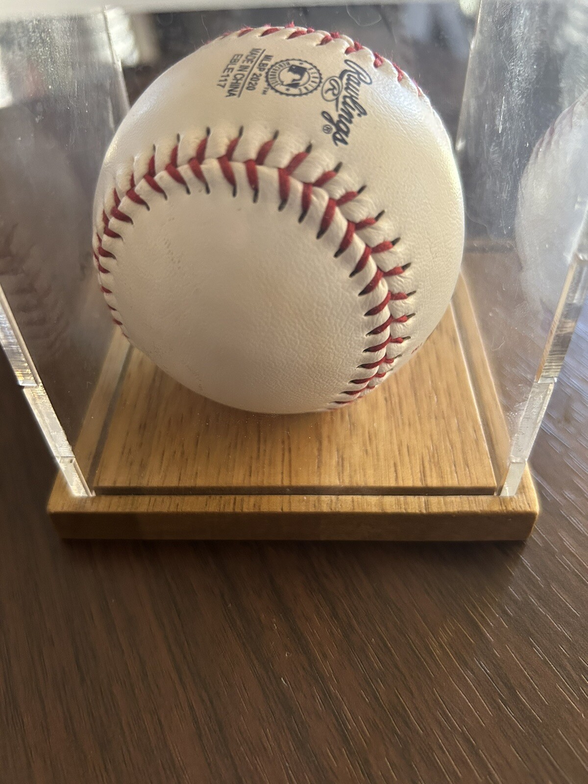 Joe Mantiply Signed Baseball – Arizona Diamondbacks – Case Not Available