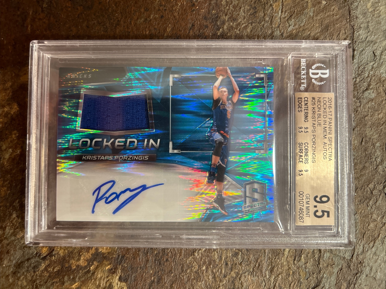 2016-17 Spectra Autos NEON BLUE 13/99 #25 Kristaps Porzingis BGS GEM MINT 9.5/10