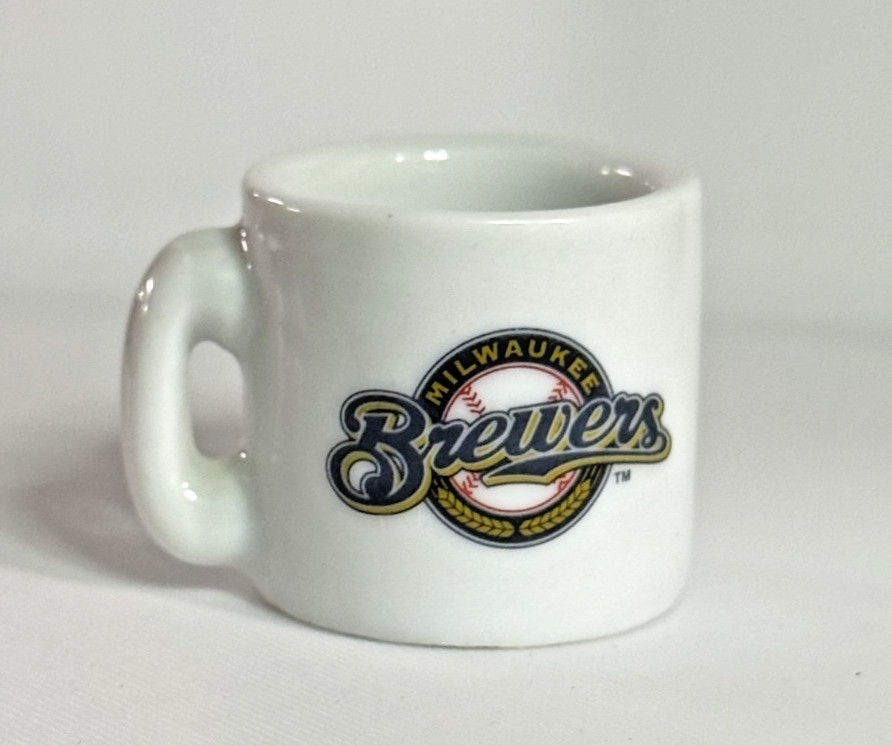 Milwaukee Brewers Vintage Mini 1 inch Mug Ceramic 2000 MLB Baseball USED