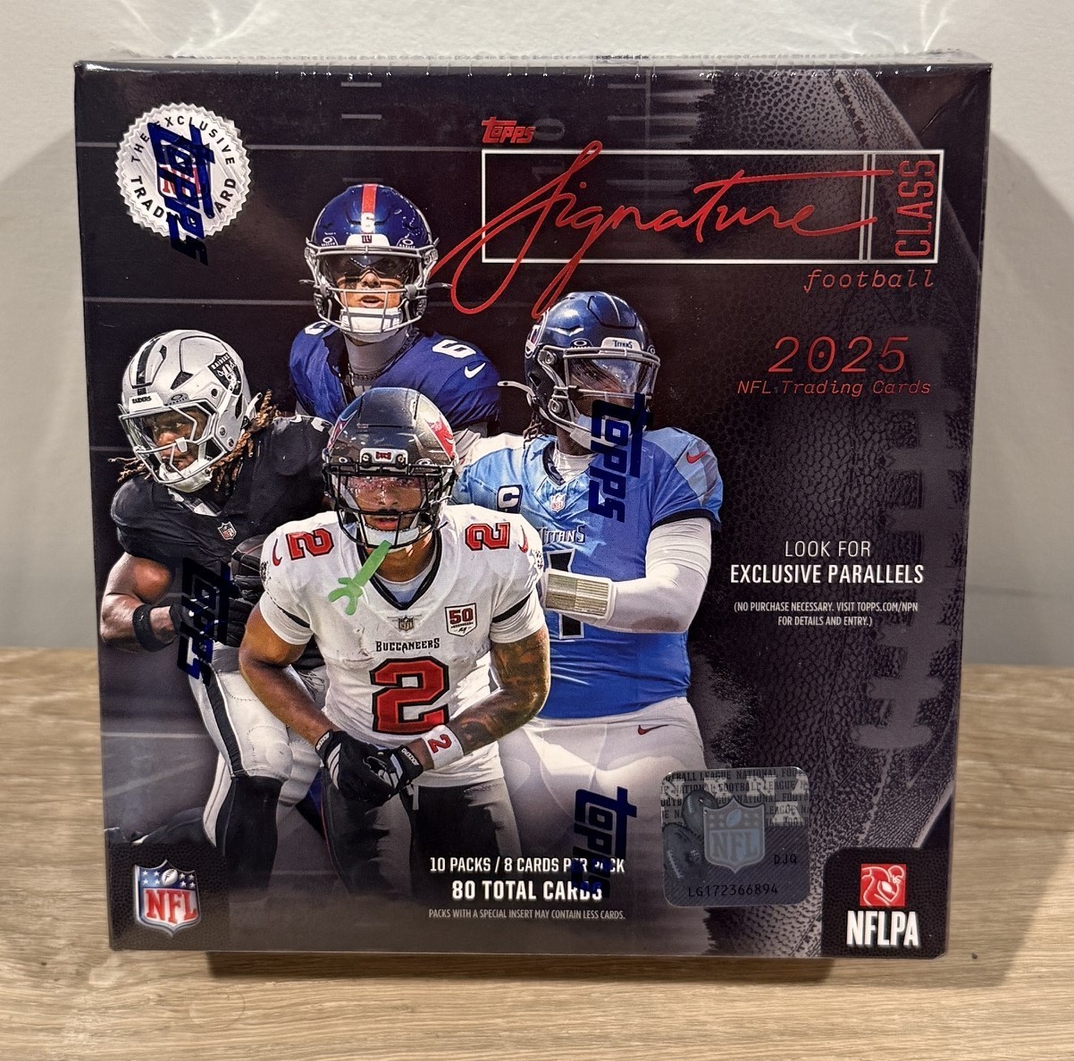 2025 Topps Signature Class Football NFL Mega Box New