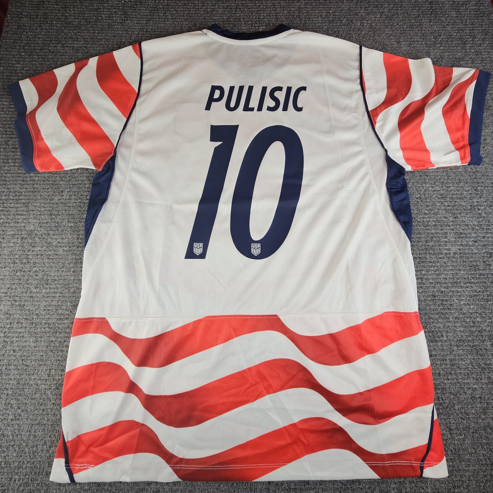 Read description before Buying USA Soccer mens 2XL – LargeChristian Pulisic New