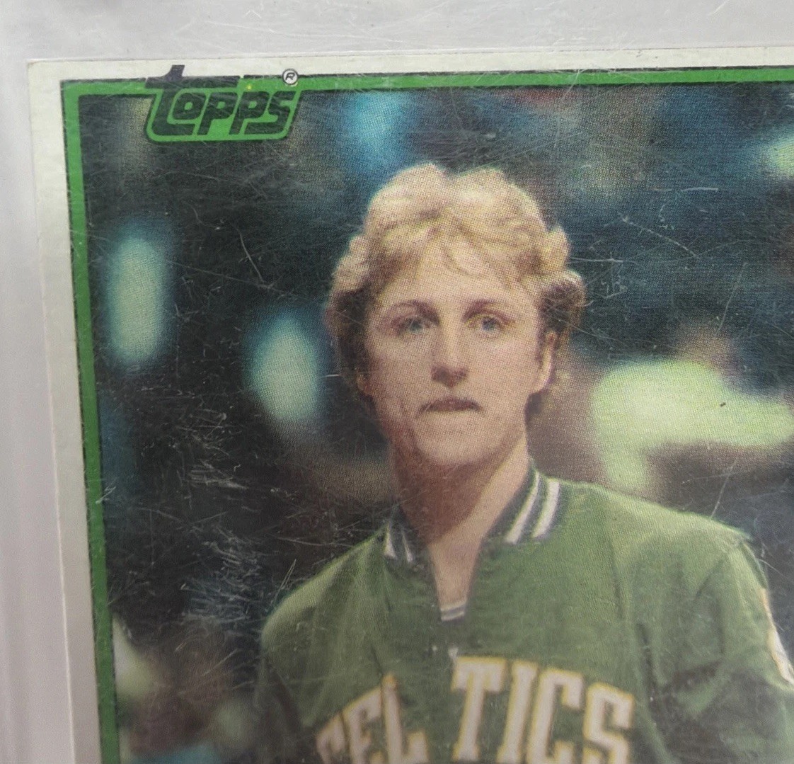 Topps 1981 Larry Bird #4 Boston Celtics Base Set Card /Screw Down Case
