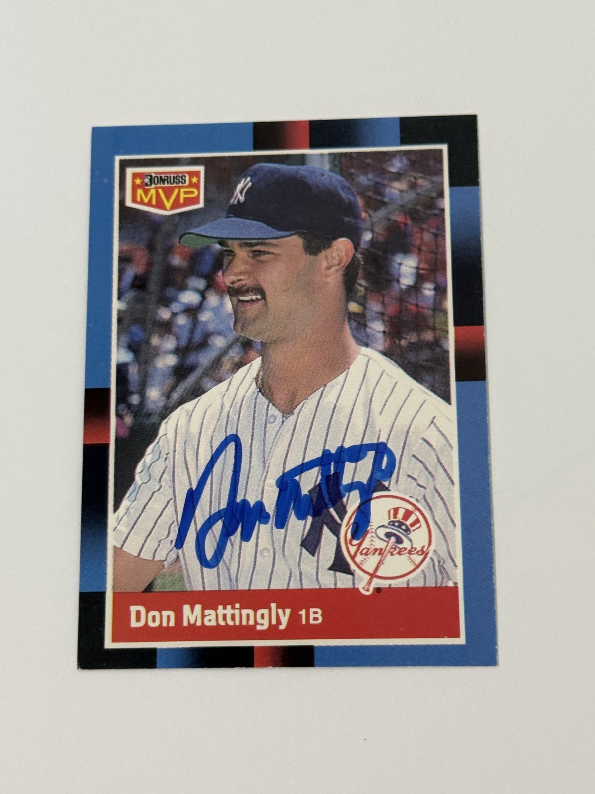 1988 Donruss MVP Autographed Vintage Don Mattingly New York Yankees