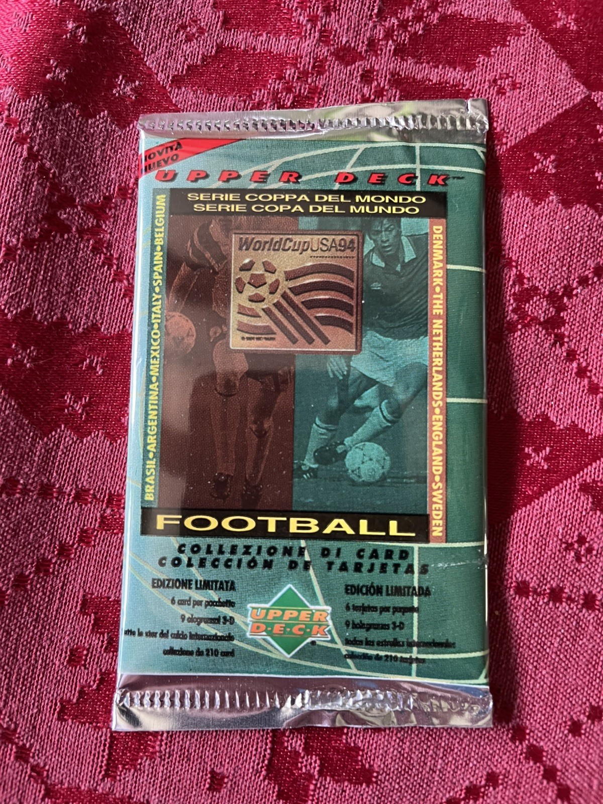 Upper Deck World Cup USA 1994 Soccer Card Box 50 packs Open box