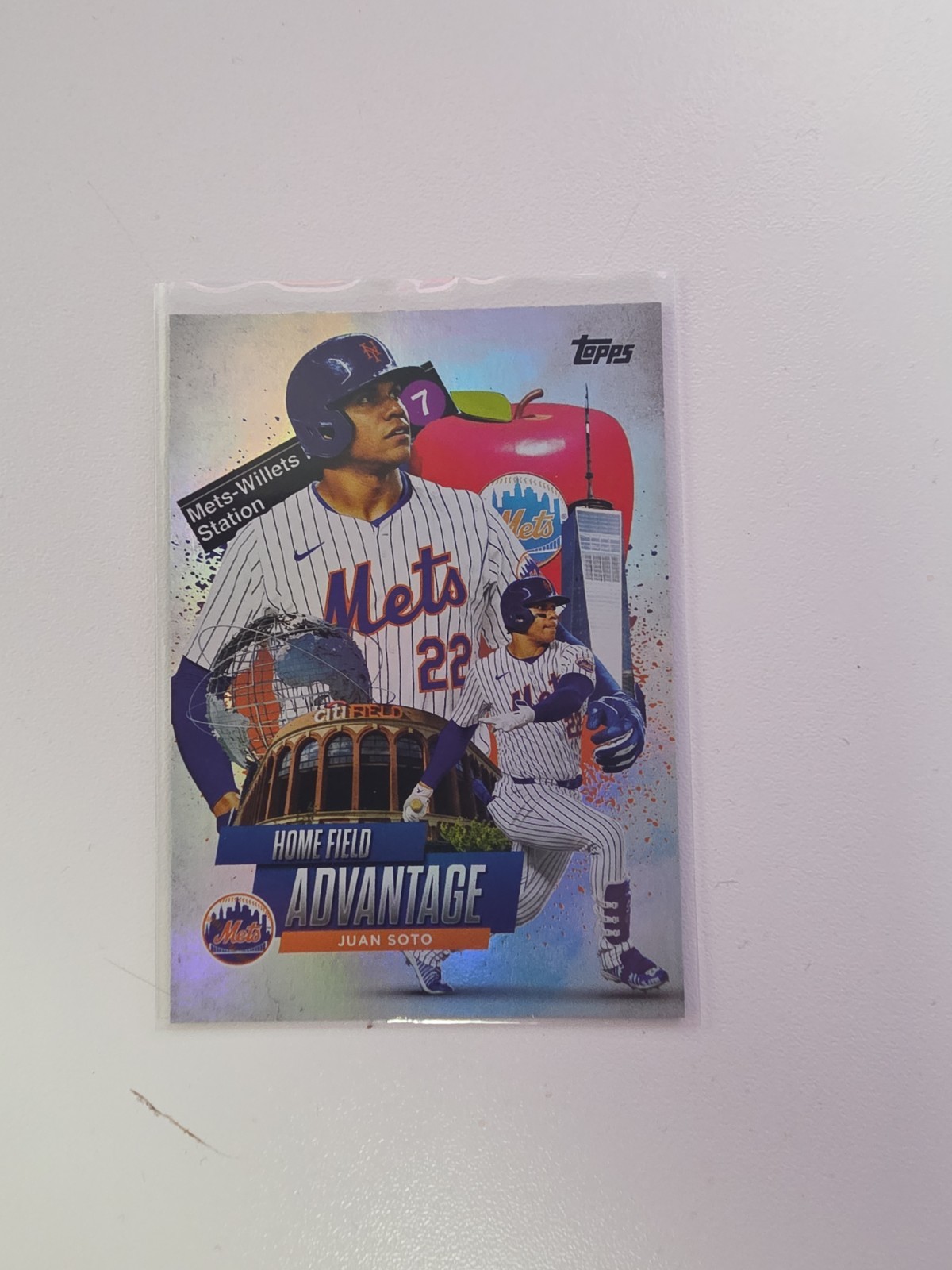 Topps Home Field Advantage HFA-12 Juan Soto New York Mets Hologram Insert