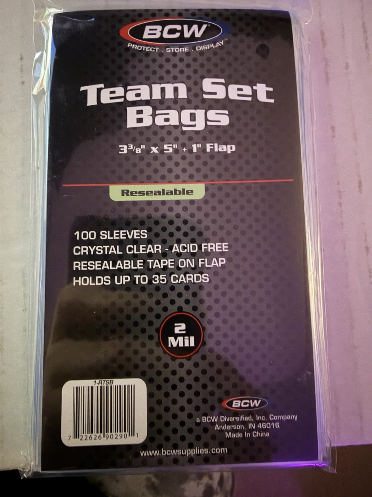 1 Pack 100 BCW Resealable Team Set Bags.