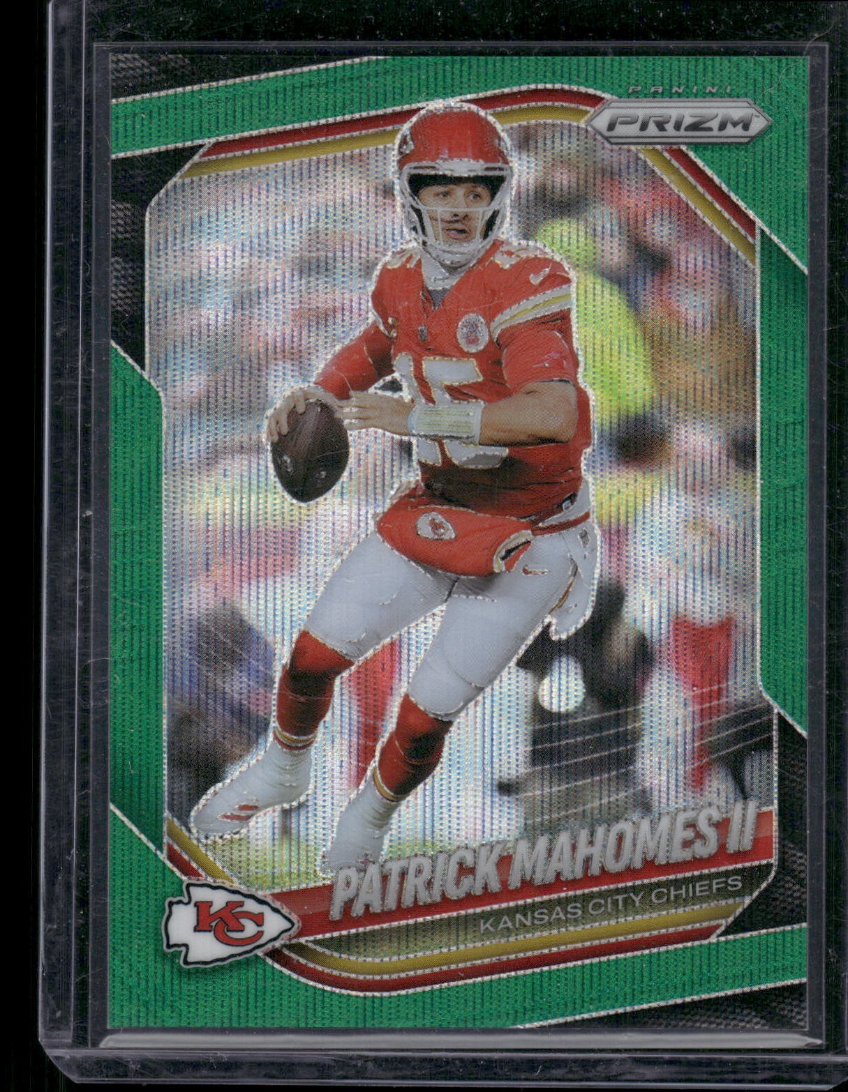 2025 Panini Prizm #26 Patrick Mahomes II Green Wave