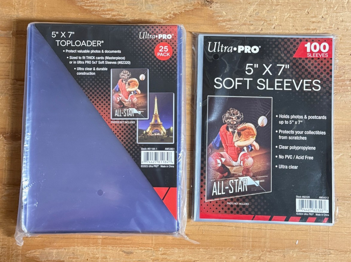 Ultra Pro 5″ x 7″ Soft Sleeves (100) Ultra Clear NEW & (25) 5″ x 7″ Toploaders