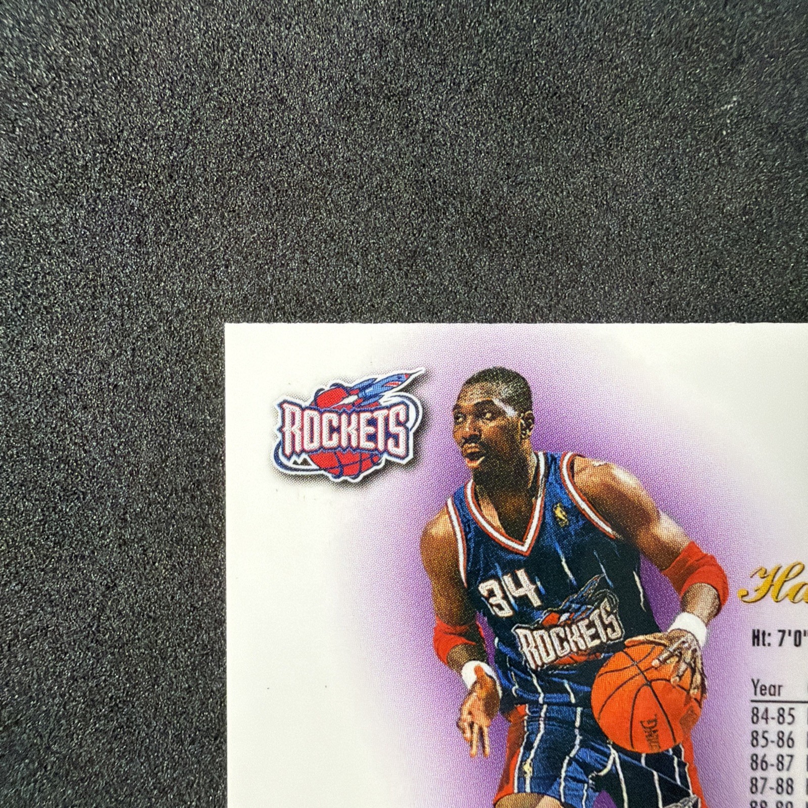 1997-98 Flair Showcase – Hakeem Olajuwon #28 Row 1