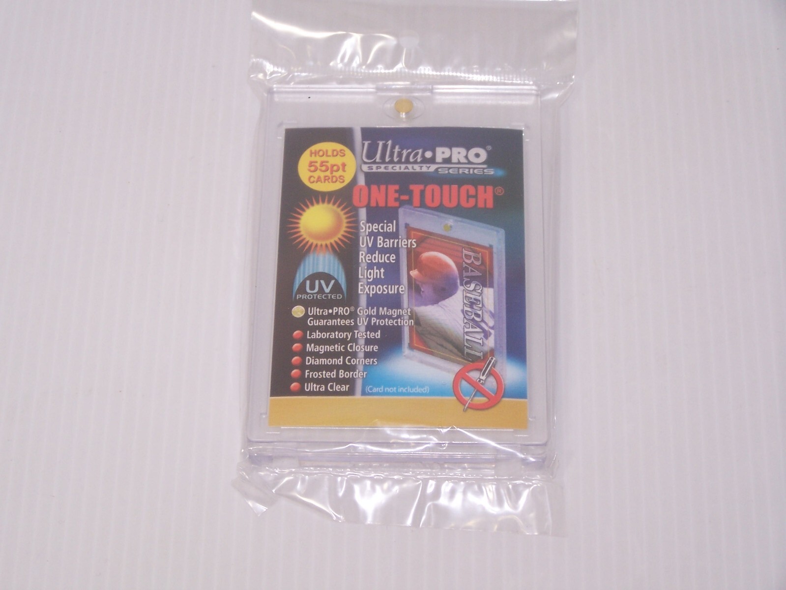 1 Ultra Pro One Touch Magnetic 55pt UV Card Holder Display Case
