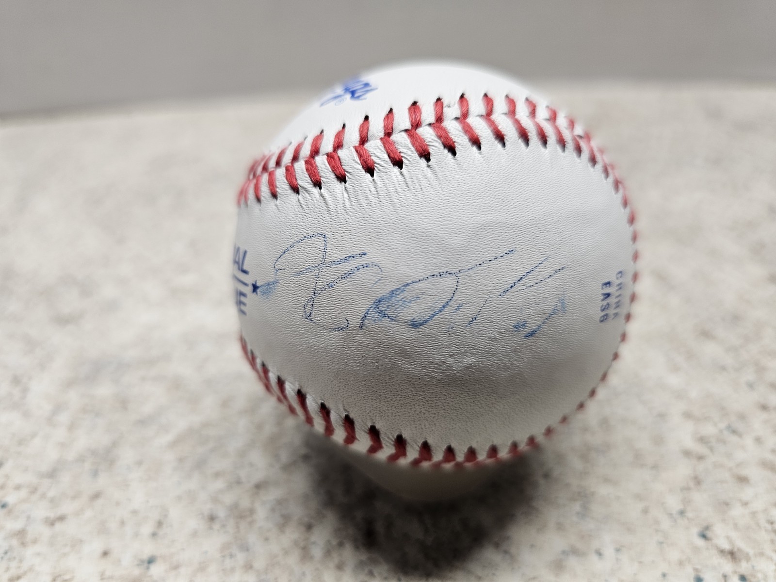 Altoona Curve? MiLB Unknown Autographed Baseball No COA In Case
