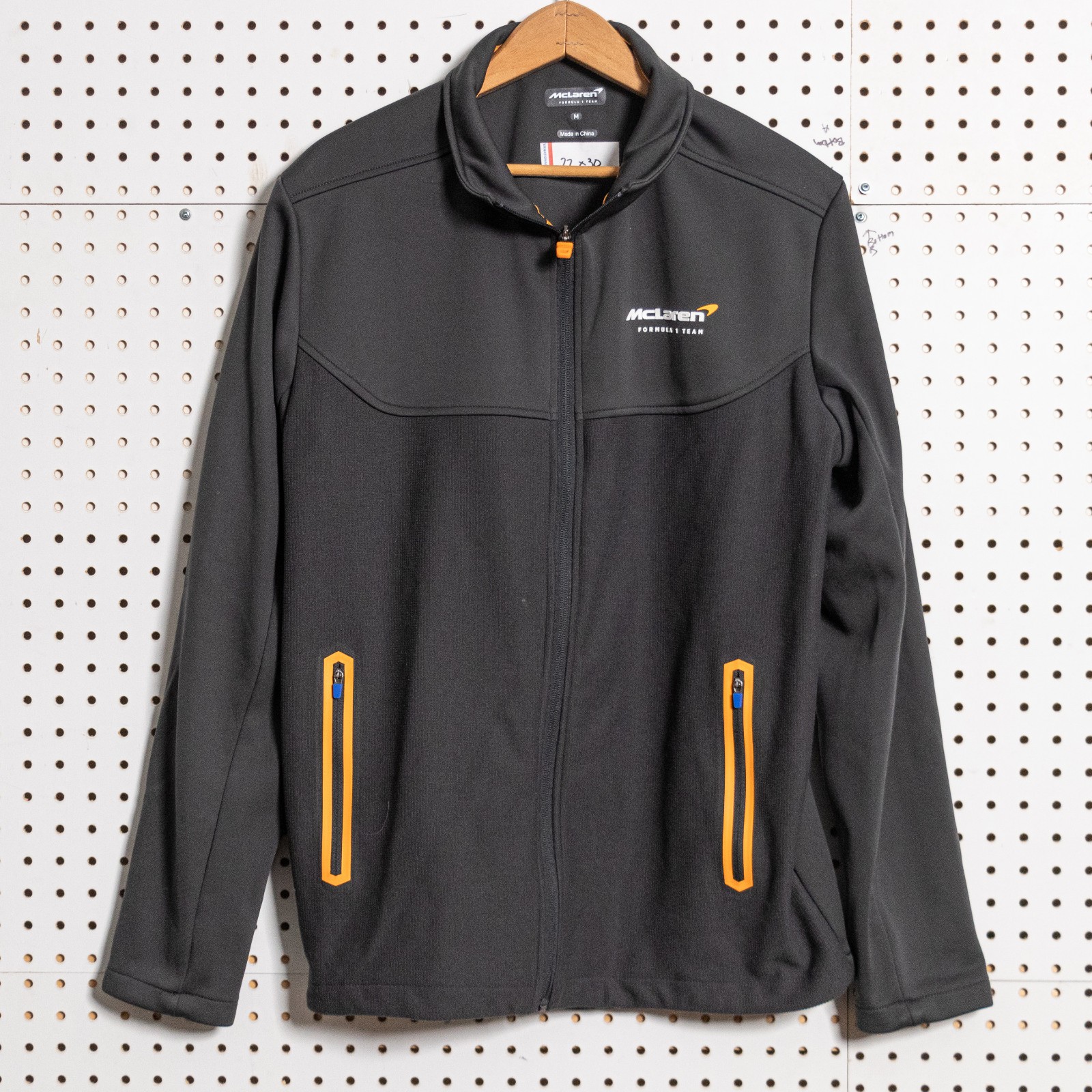 McLaren Formula One Team Zip Up Official Sweatshirt F1 Racing Medium Soft Shell